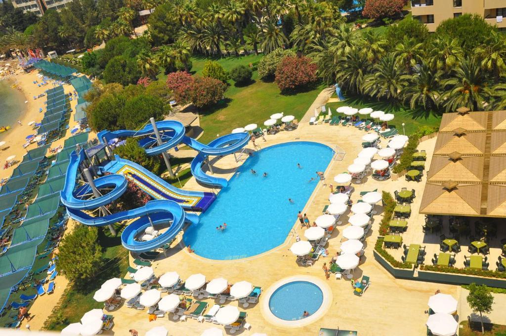 Ozkaymak Select Hotel 阿拉尼亚 外观 照片